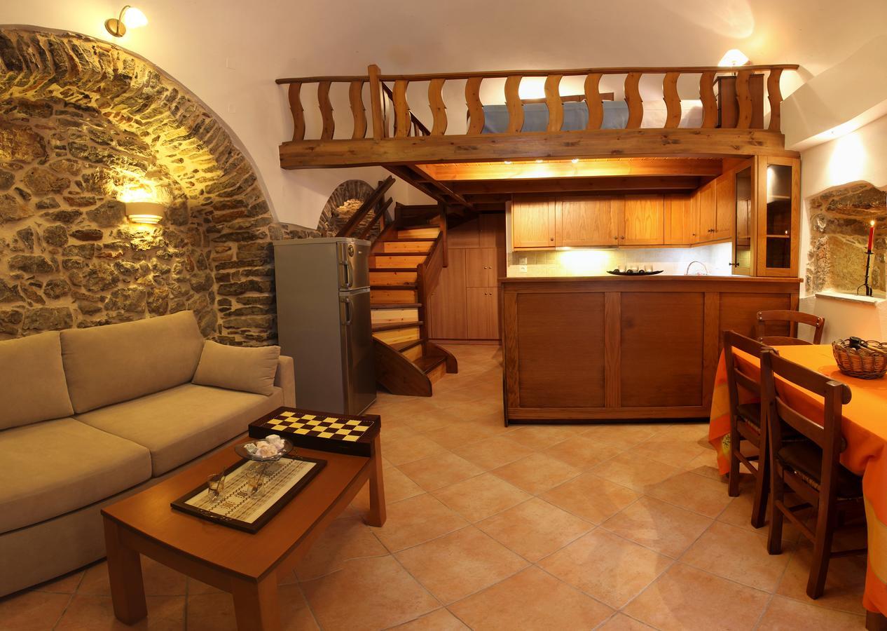 Stoes Traditional Suites Mesta Exterior photo