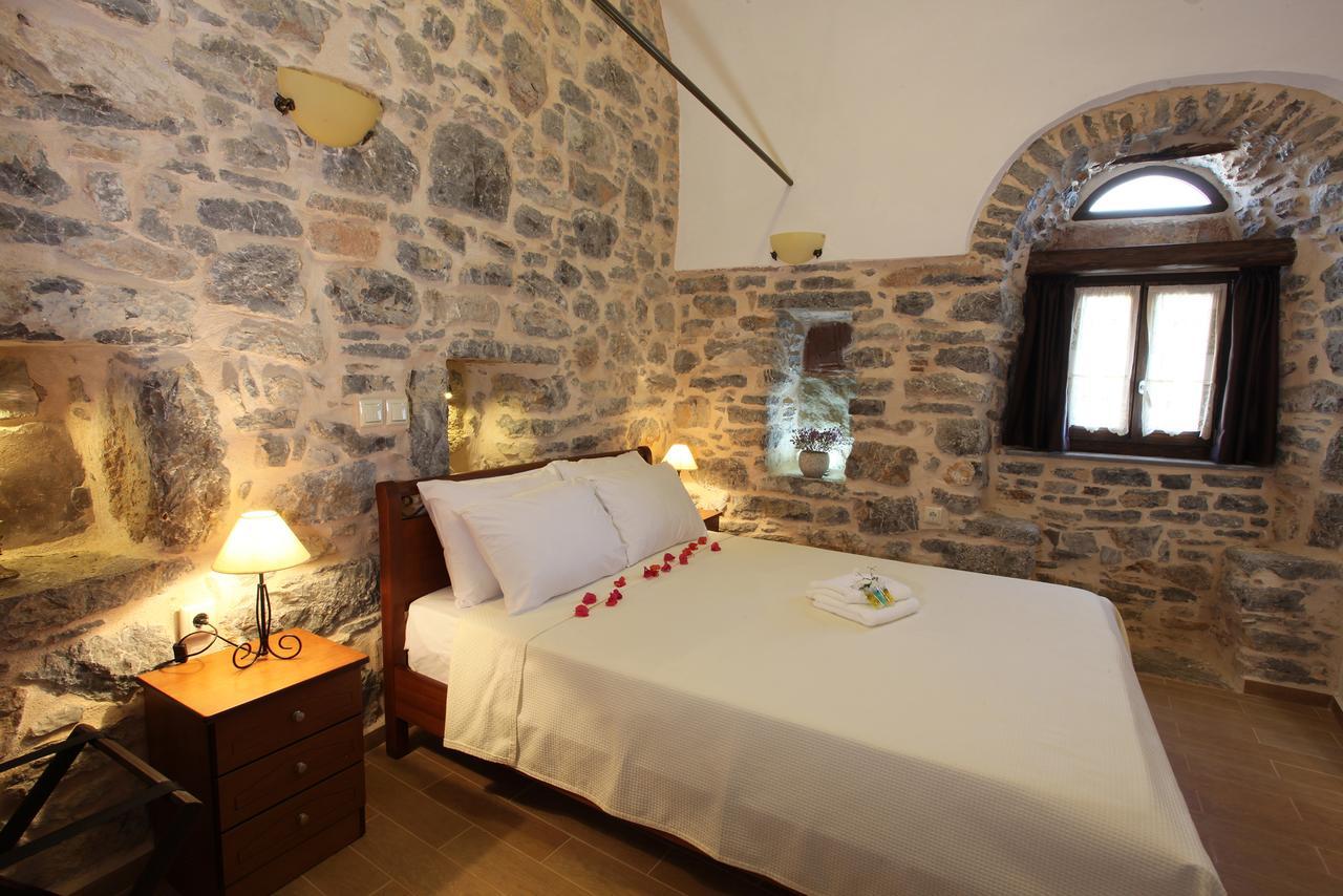 Stoes Traditional Suites Mesta Exterior photo