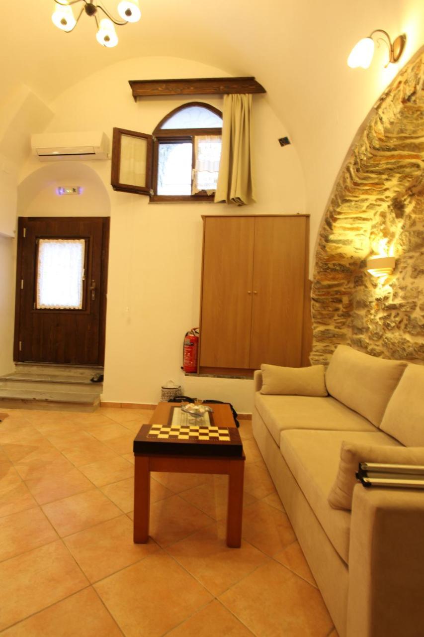 Stoes Traditional Suites Mesta Exterior photo